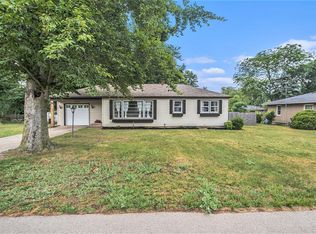 1737 W 32nd St, Holland, MI