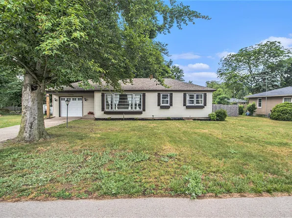 1737 W 32nd St, Holland, MI 49423