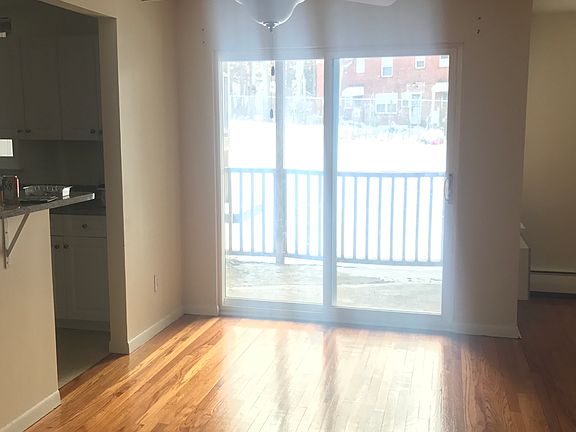 3rd image of 512 Fountain St APT A4