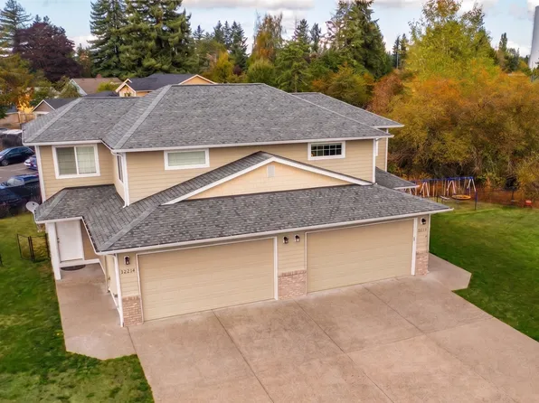 12214 1st Avenue Ct E, Tacoma, WA 98445