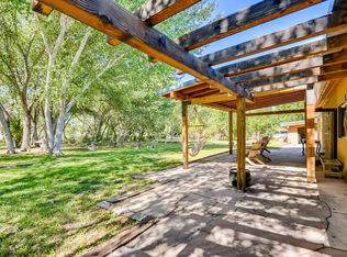 30 Calle De Los Alamos, Santa Fe, NM 87506