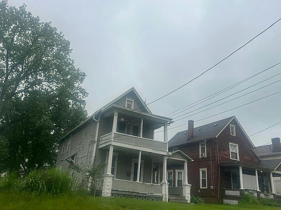 3rd image of 623 Prospect Ave SW
