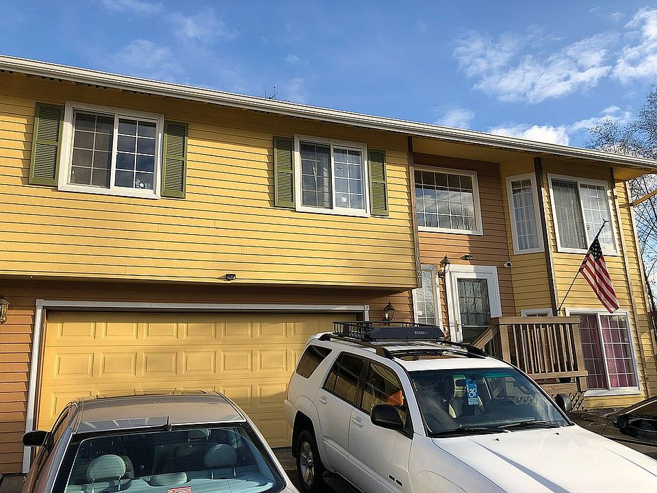 1st image of 10621 58th Dr NE