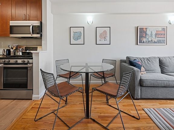5th image of 300 Cathedral Pkwy #10J