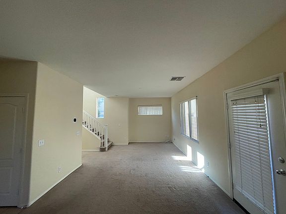 4th image of 6054 Traviata Ave