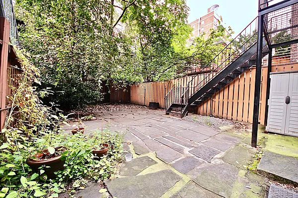 Rented by Bien Realty Ltd | media 40