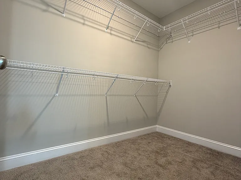 622 Fescue Dr — Photo 14