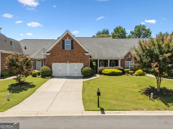 5380 Villa Lake Ct, Suwanee, GA 30024