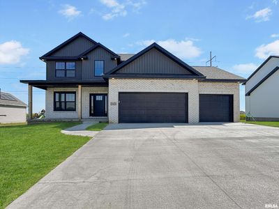 1621 Rustic Oak Dr, Washington, IL, 61571