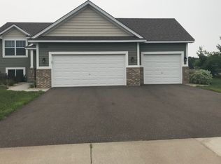 20332 Prairie Dr, Big Lake, MN 55309