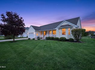 7100 Harvester Rd, Maumee, OH 43537