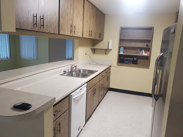 3331 NE Skyline Dr — Photo 11