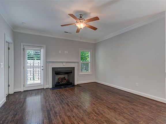 4th image of 231 Saint Elizabeth Dr