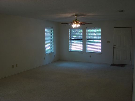 3rd image of 6216 NW King Arthur Ct