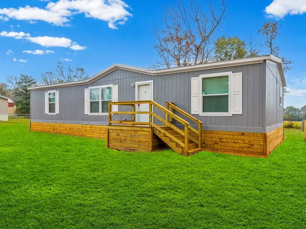 753 Sunny Dr, Livingston, TX 77351