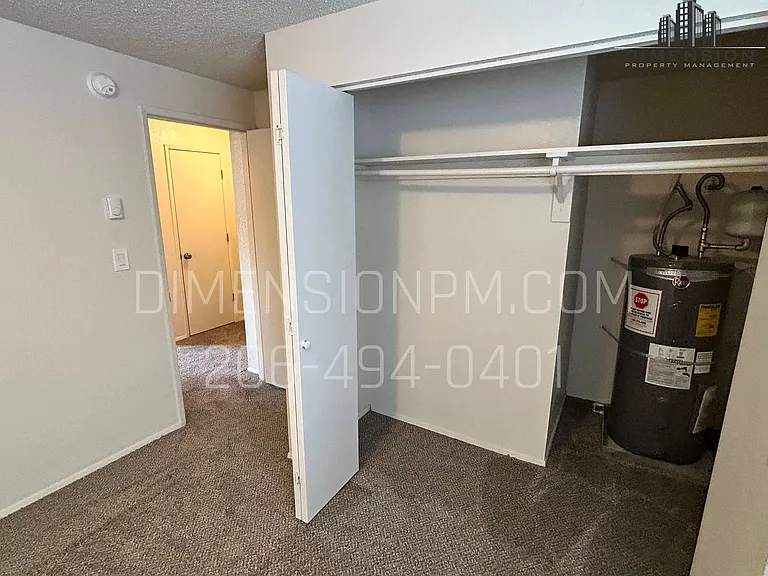 532 SW Rimrock Way — Photo 28