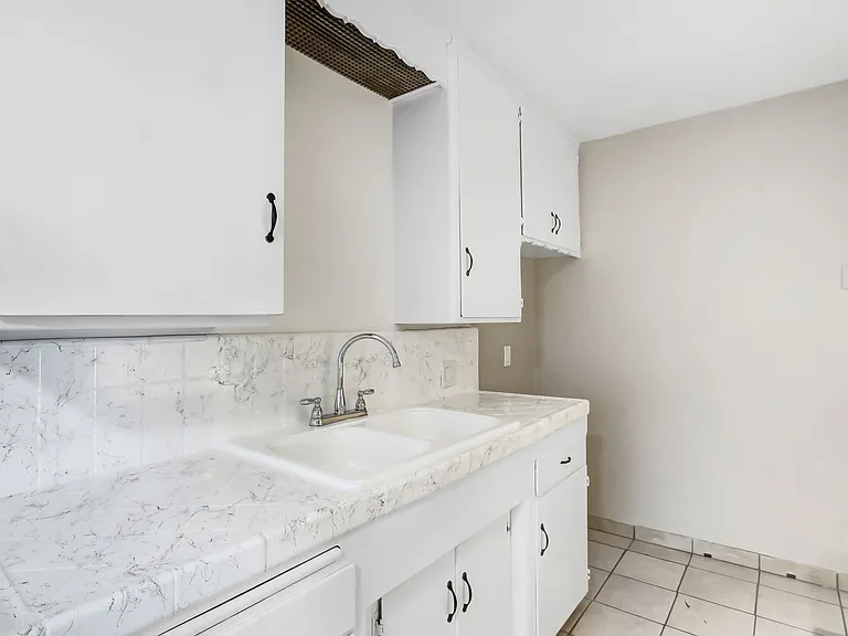 7469 Magnolia Ave. — Photo 17