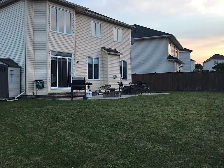 129 Rocky Hill Dr — Photo 32