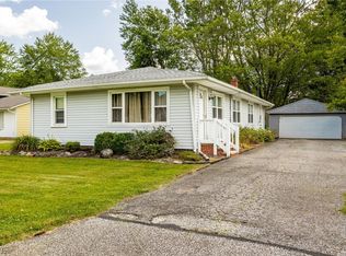 5571 Wallace Blvd, North Ridgeville, OH 44039