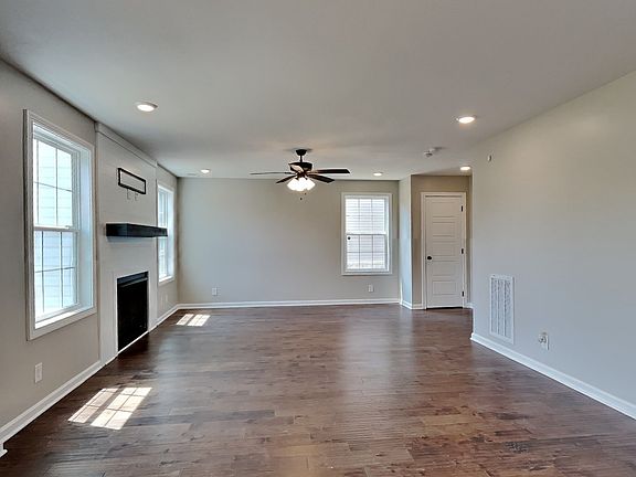 2nd image of 763 Jodine Ann Dr