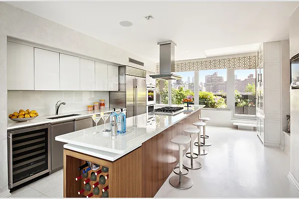 Sold by Stribling | media 13