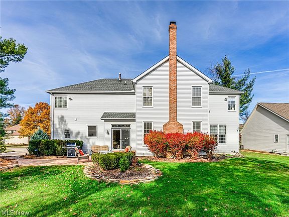 3rd image of 21821 Woodfield Trl