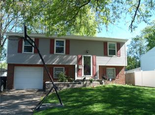 1092 Orlo Dr NW, Warren, OH