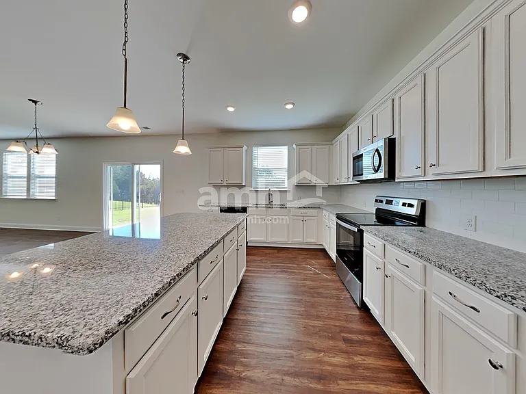 114 Cairo Ct — Photo 3