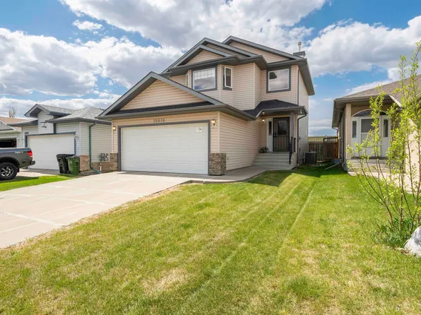 15818 141st St NW, Edmonton, AB T6V 1V7