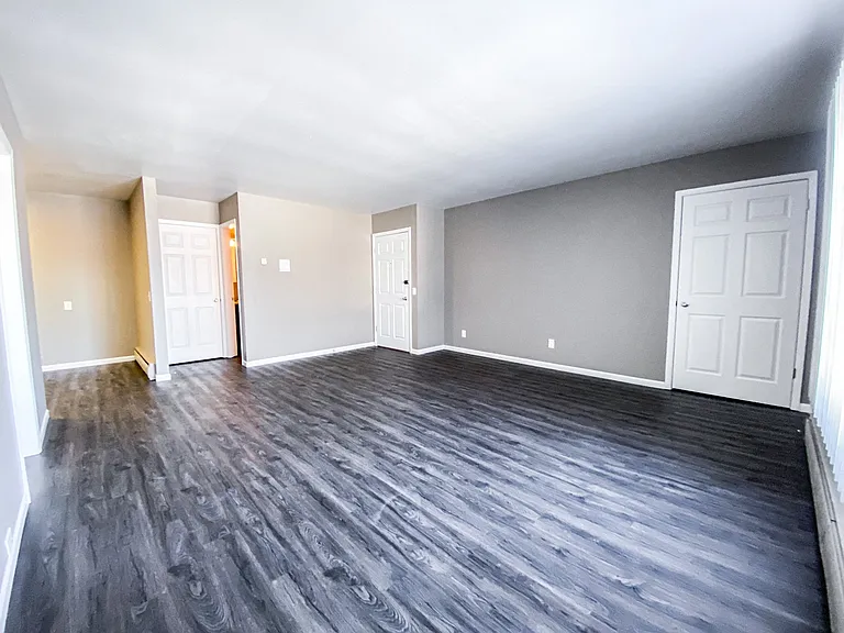 The Ridge Apartments — Photo 8