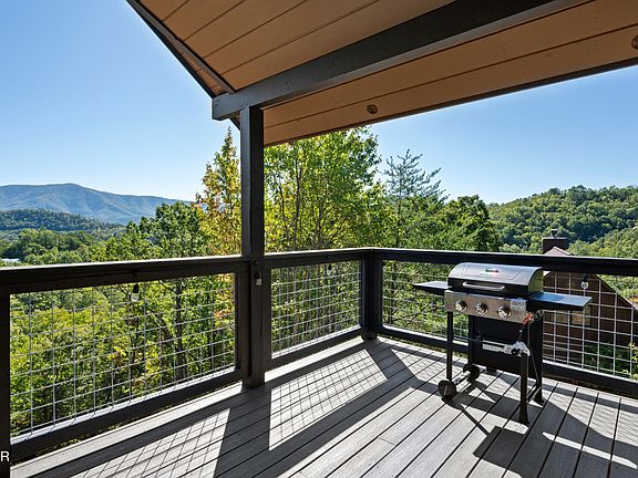 5th image of 2526 Raccoon Hollow Way