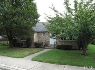 431 5th St, Whitehall, PA 18052