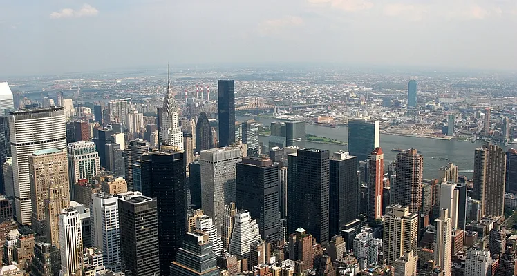 Rented by Wohlfarth & Associates Inc | media 17