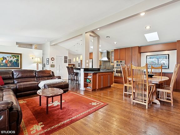 3rd image of 760 Elder Ct
