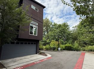 1593 139th Ct NE #16, Bellevue, WA 98005