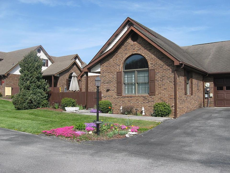 1st image of 19308 Country Dr