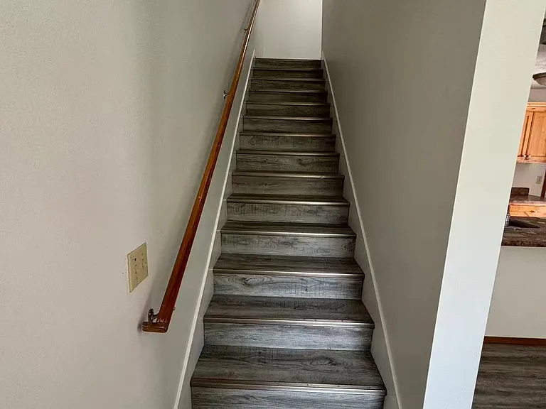 640 S Kansas Ave — Photo 7