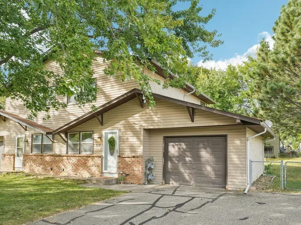 914 Ridge Dr SE, Saint Michael, MN 55376