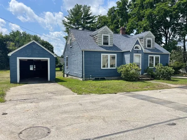 43 Hartley St, Webster, MA 01570