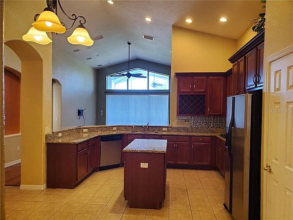 3rd image of 11427 Newgate Crest Dr