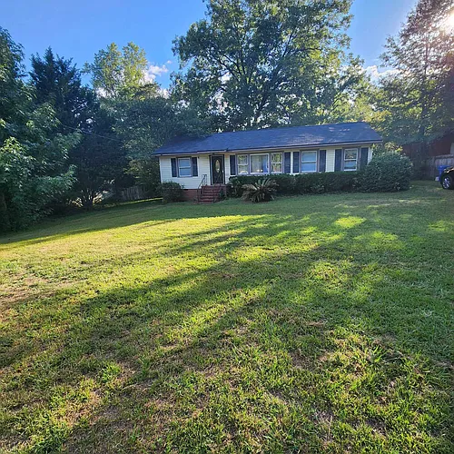 6113 Warner Rd Photo 1