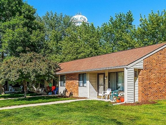 2nd image of 602 W Van Dorn St #13484