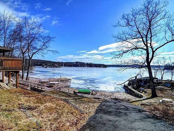 BYRAM BAY COMMUNITY CLUB