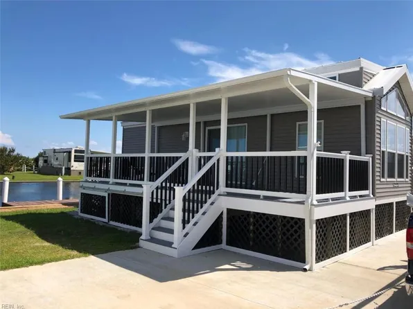 3665 Sandpiper Rd #87, Virginia Beach, VA 23456