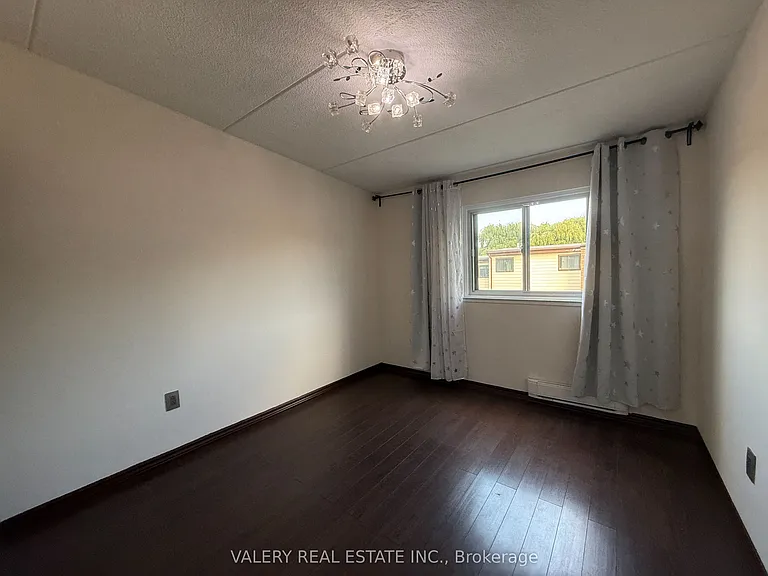 180 Mississauga Valley Blvd #143A — Photo 9