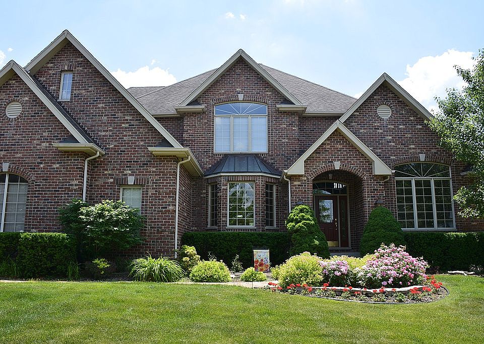 1st image of 10911 Glenlake Dr