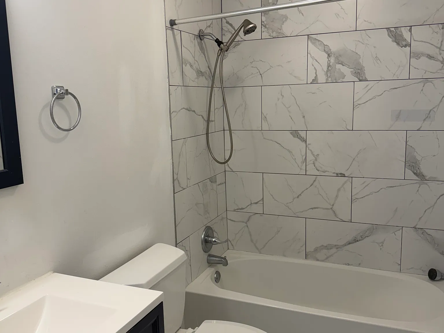 2 bed, 900 sqft, $1,195 — Photo 2