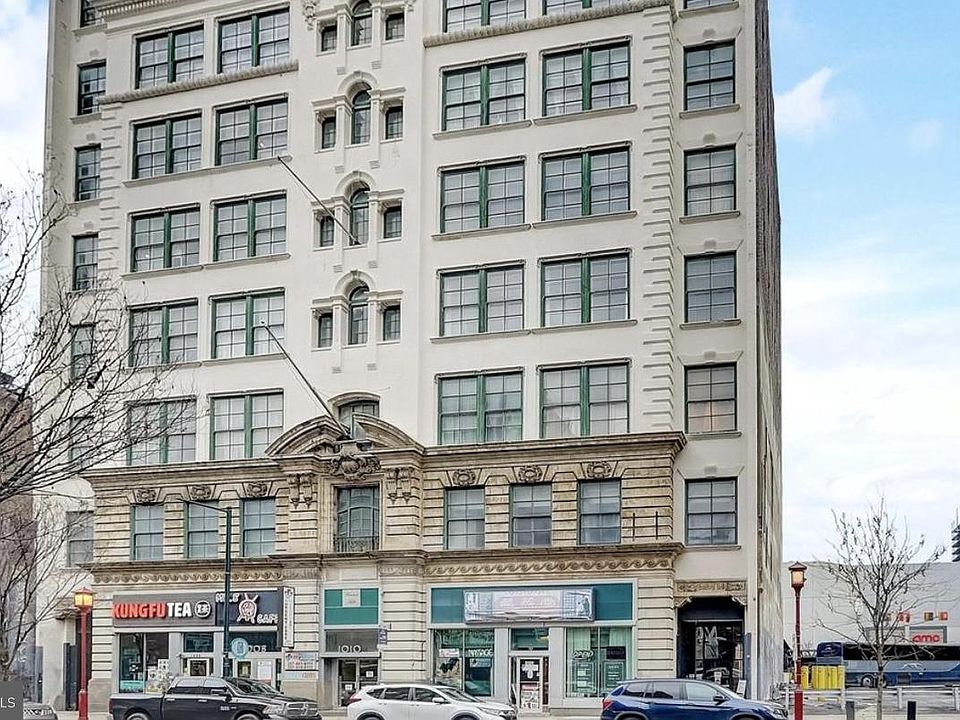 1st image of 1010 Arch St Unit 807