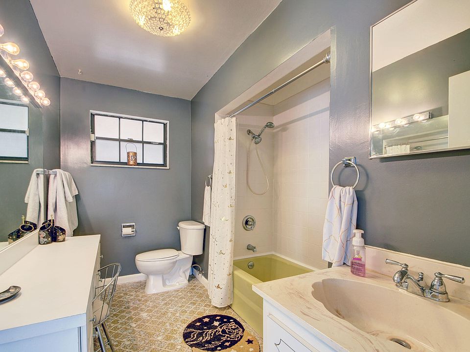 1st image of 4046 Dahl Drive