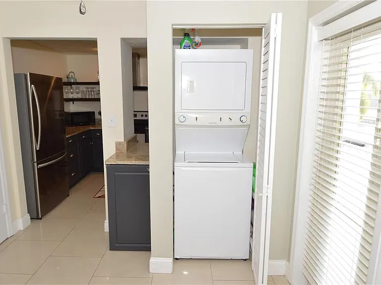 3873 Pompano Dr SE #D — Photo 9